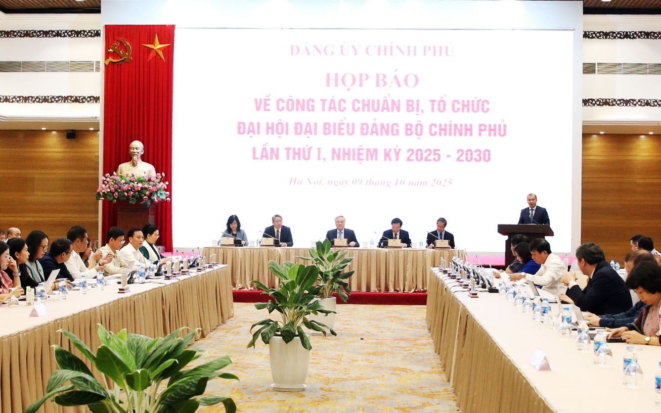 Đại hội đại biểu Đảng bộ Chính phủ lần thứ I nhiệm kỳ 2025–2030 diễn ra từ 12–13/10