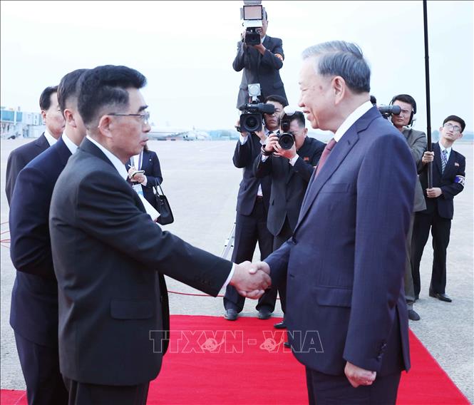 Tổng Bí thư Tô Lâm bắt đầu thăm cấp Nhà nước tới Triều Tiên- Ảnh 2.