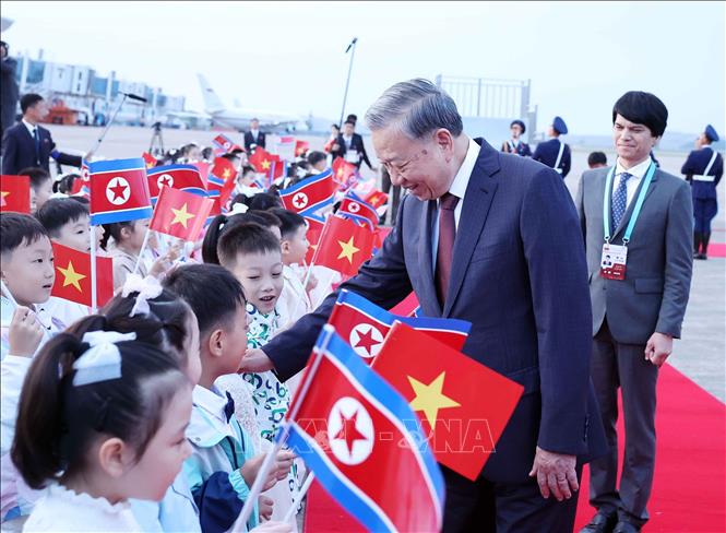Tổng Bí thư Tô Lâm bắt đầu thăm cấp Nhà nước tới Triều Tiên- Ảnh 8.