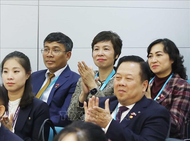 Tổng Bí thư Tô Lâm thăm Trường mẫu giáo Kiêng Sang và lớp học mang tên Chủ tịch Hồ Chí Minh- Ảnh 3. Tổng Bí thư Tô Lâm thăm Trường mẫu giáo Kiêng Sang và lớp học mang tên Chủ tịch Hồ Chí Minh- Ảnh 3.