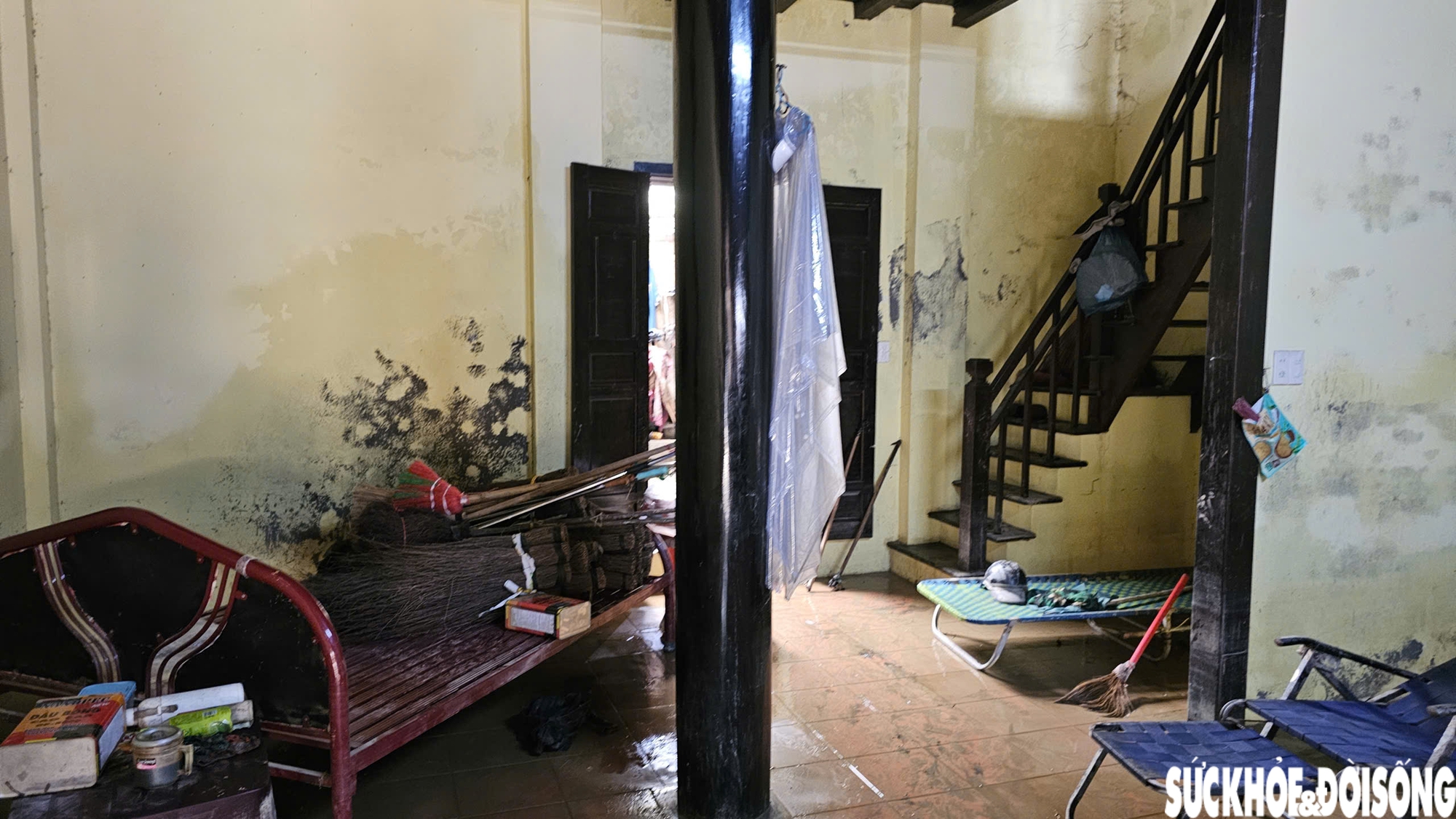 Người dân phố cổ Bao Vinh gượng dậy sau lũ lịch sử- Ảnh 4.