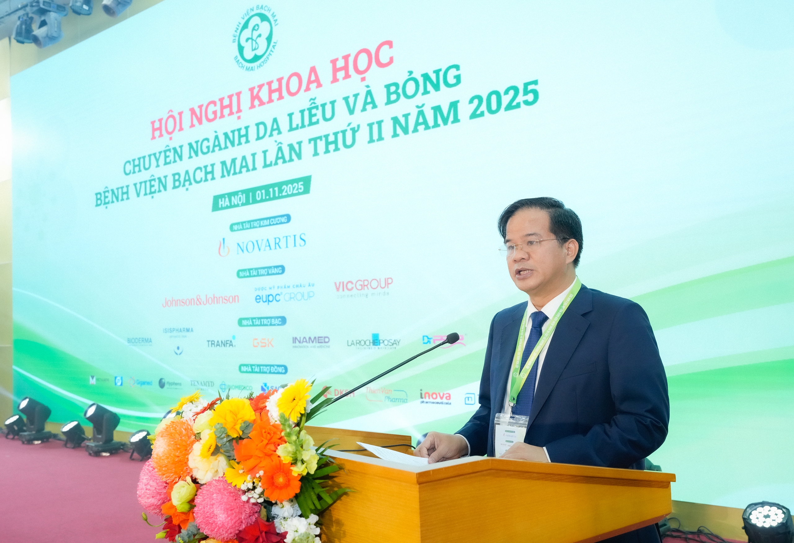 Phát triển đa chuyên khoa sâu để điều trị, chăm sóc toàn diện cho người bệnh- Ảnh 2. Phát triển đa chuyên khoa sâu để điều trị, chăm sóc toàn diện cho người bệnh- Ảnh 2.