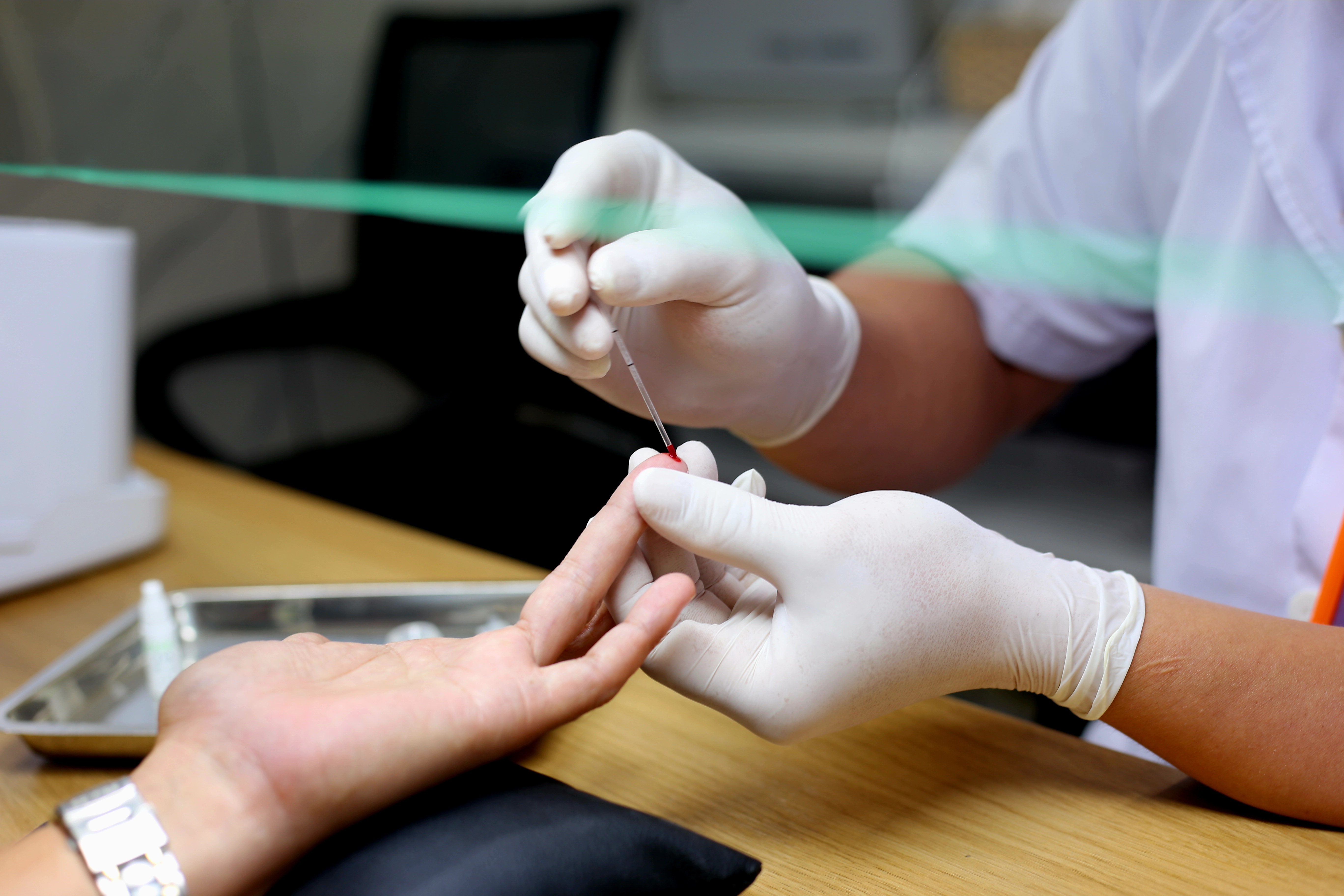 Đồng tính nam nhiễm HIV - Lời người trong cuộc (1): Sau 'lớp vỏ' bình yên...- Ảnh 3.