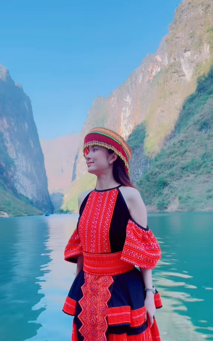 Du lịch cùng Ella May: khi đam mê chuyển động- Ảnh 2. Du lịch cùng Ella May: khi đam mê chuyển động- Ảnh 2.