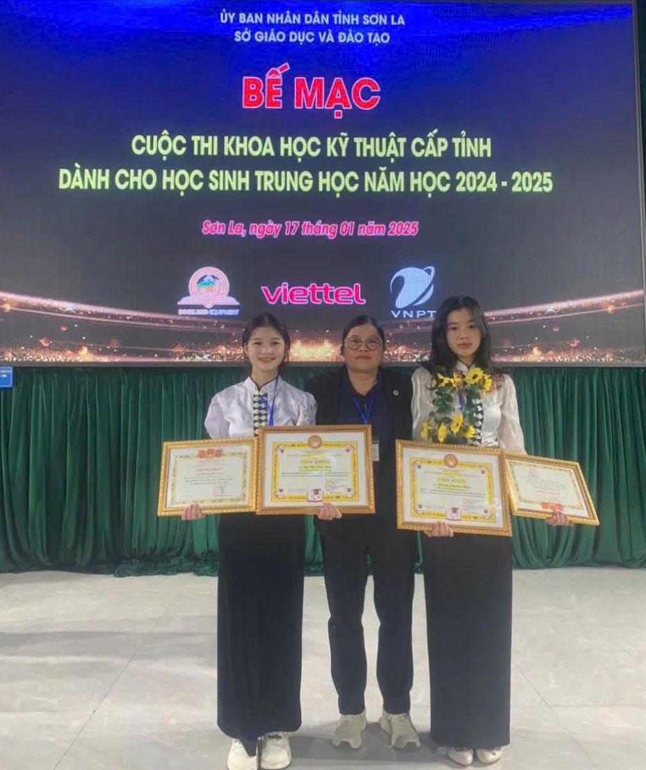 Cô giáo vùng cao 'thắp lửa' khởi nghiệp xanh từ dược liệu- Ảnh 5.