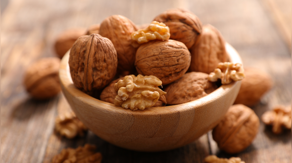 10 livsmedel som hjälper till att förbättra minnet och bibehålla hjärnans klarhet - Bild 1. 10 thực phẩm giúp tăng cường trí nhớ và duy trì sự minh mẫn cho não bộ- Ảnh 1.