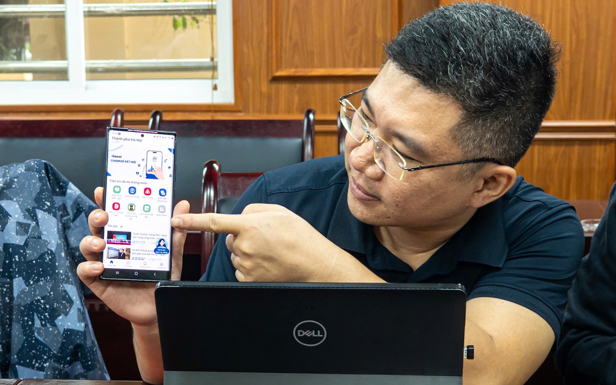 Hướng dẫn chi tiết các bước khai báo đăng ký xe, GPLX qua ứng dụng iHanoi