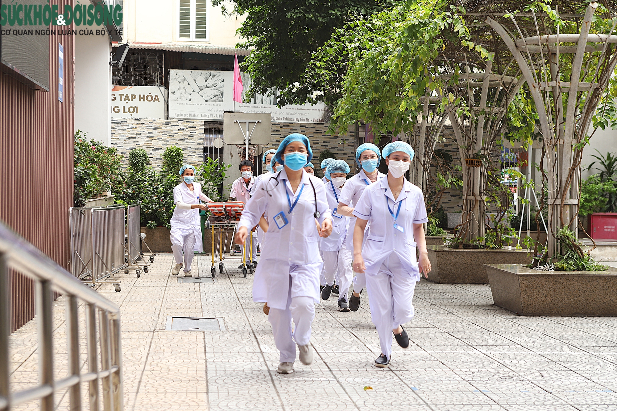 Tömeges mérgezés esetén Hanoiban, hogyan fognak reagálni a hatóságok? - 2. kép Giả định ngộ độc tập thể tại Hà Nội, cơ quan chức năng sẽ phản ứng thế nào?- Ảnh 2.