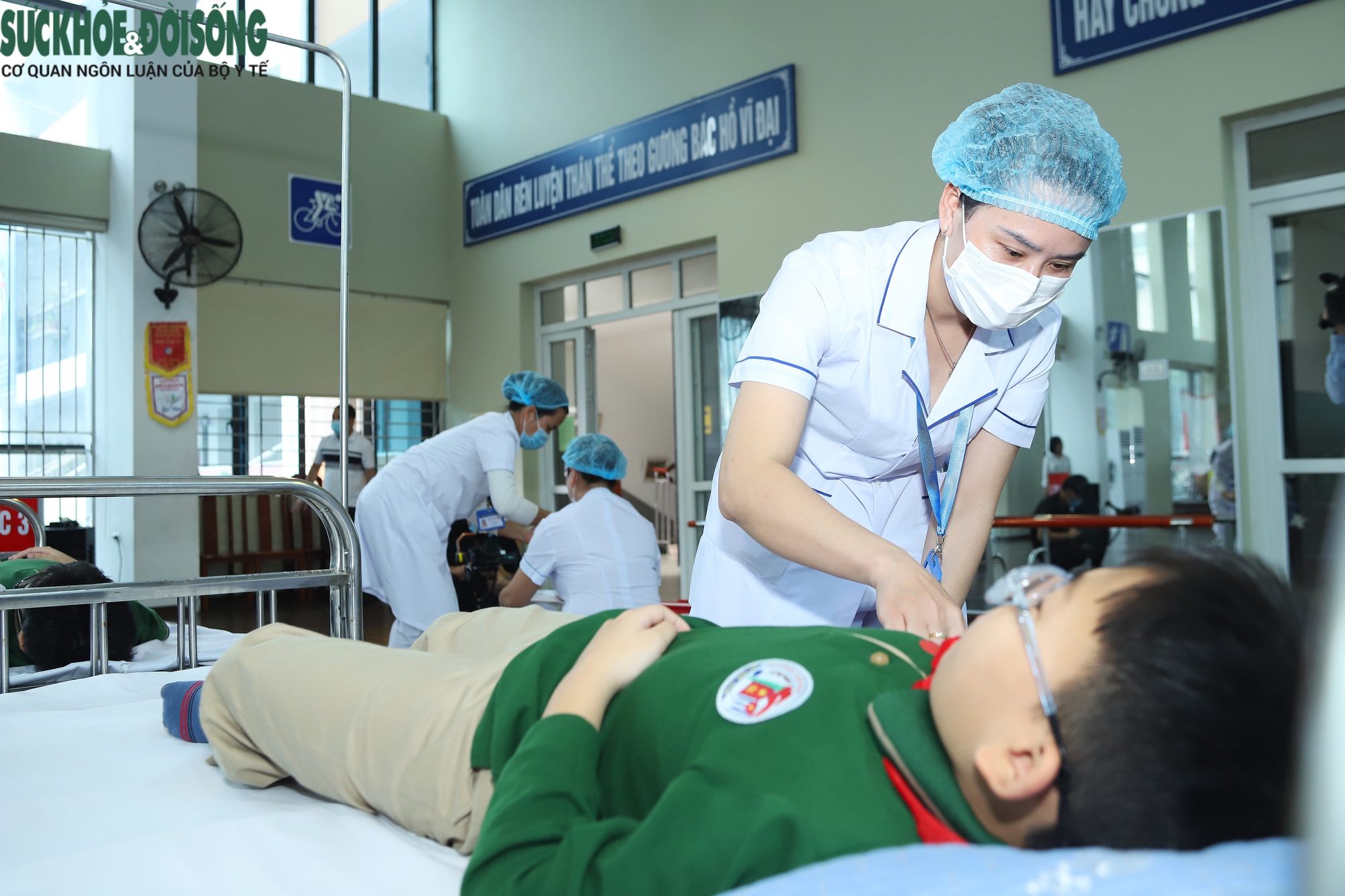 Tömeges mérgezés esetén Hanoiban, hogyan fognak reagálni a hatóságok? - 4. kép Giả định ngộ độc tập thể tại Hà Nội, cơ quan chức năng sẽ phản ứng thế nào?- Ảnh 4.