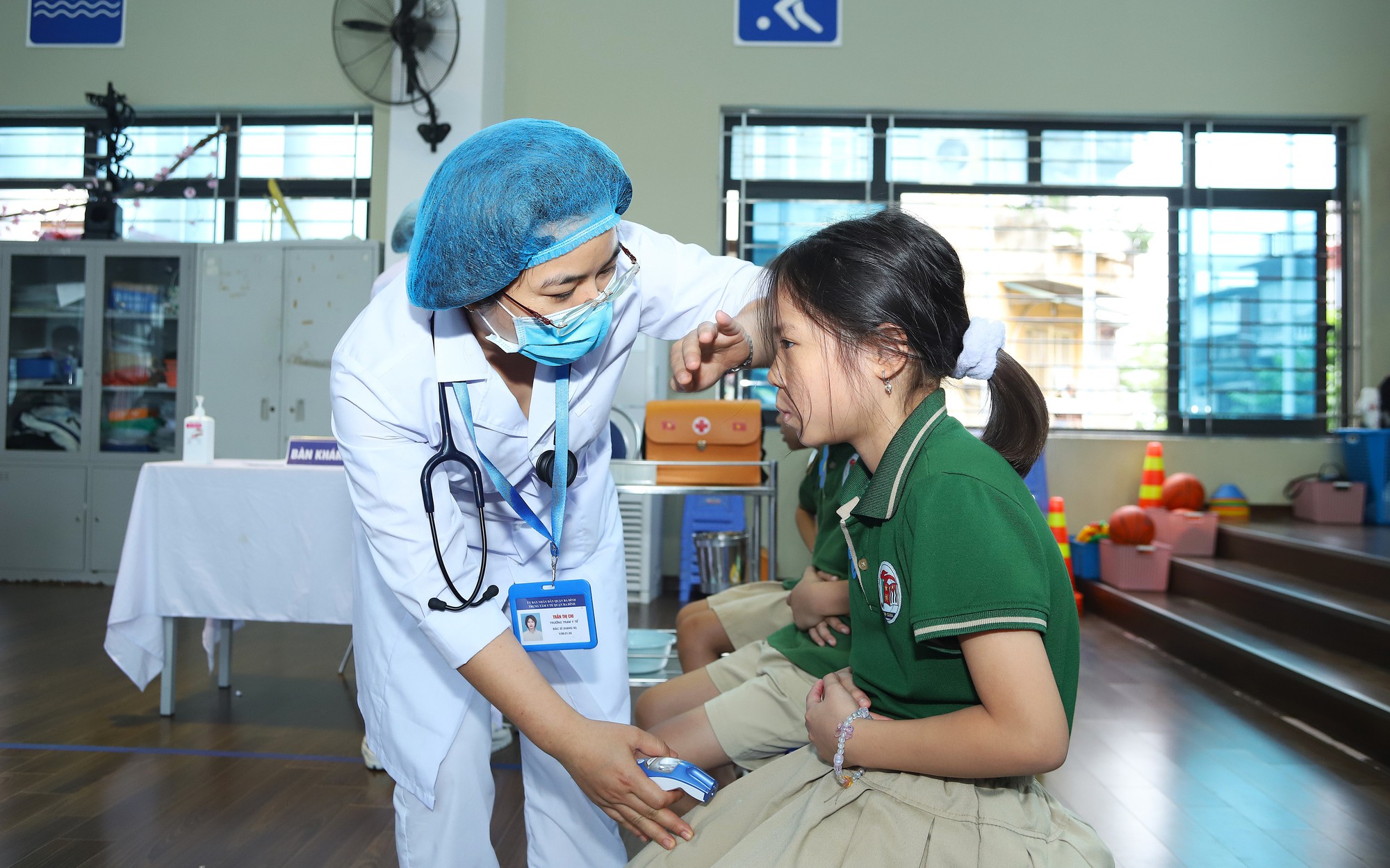 13 công nhân ở Huế nhập viện sau bữa ăn trưa- Ảnh 2.