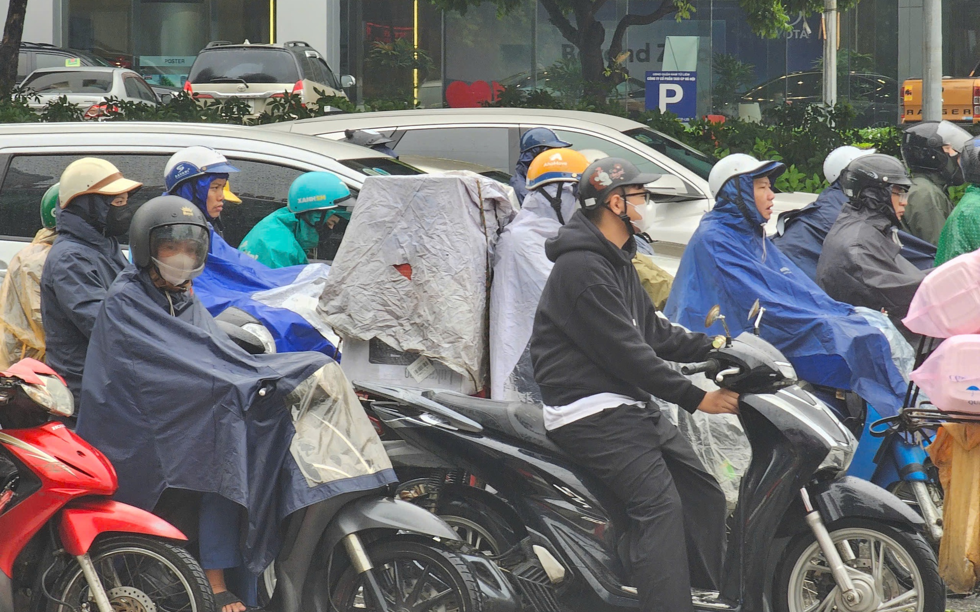 Bão số 14 suy yếu dần, không khí lạnh mạnh sắp tràn về miền Bắc