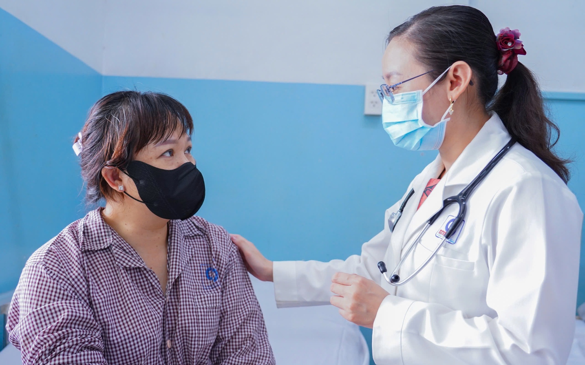 Đã có gần 300 người nghi ngộ độc sau ăn bánh mì cóc cô B, phát hiện thêm vi khuẩn mới