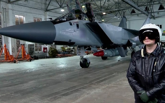 Ukraine sắp triển khai 'bãi mìn bay' để ngăn làn sóng UAV từ Nga- Ảnh 3.