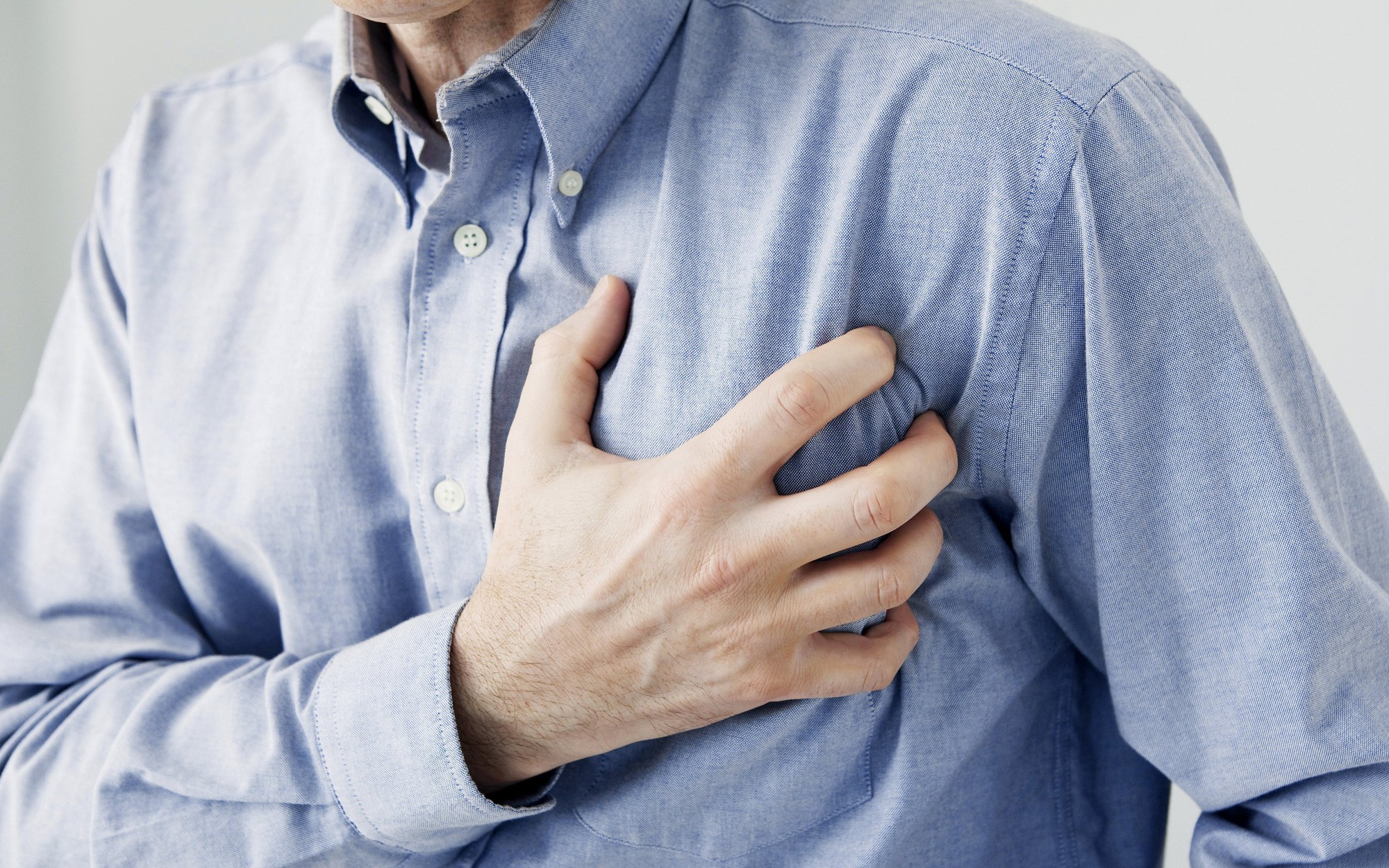 Thay đổi thời tiết, 1 ngày Bệnh viện khu vực ghi nhận 4 ca nhồi máu cơ tim cấp - Ảnh 3. Nam bệnh nhân 18 tuổi bị nhồi máu cơ tim: phòng bệnh ra sao?