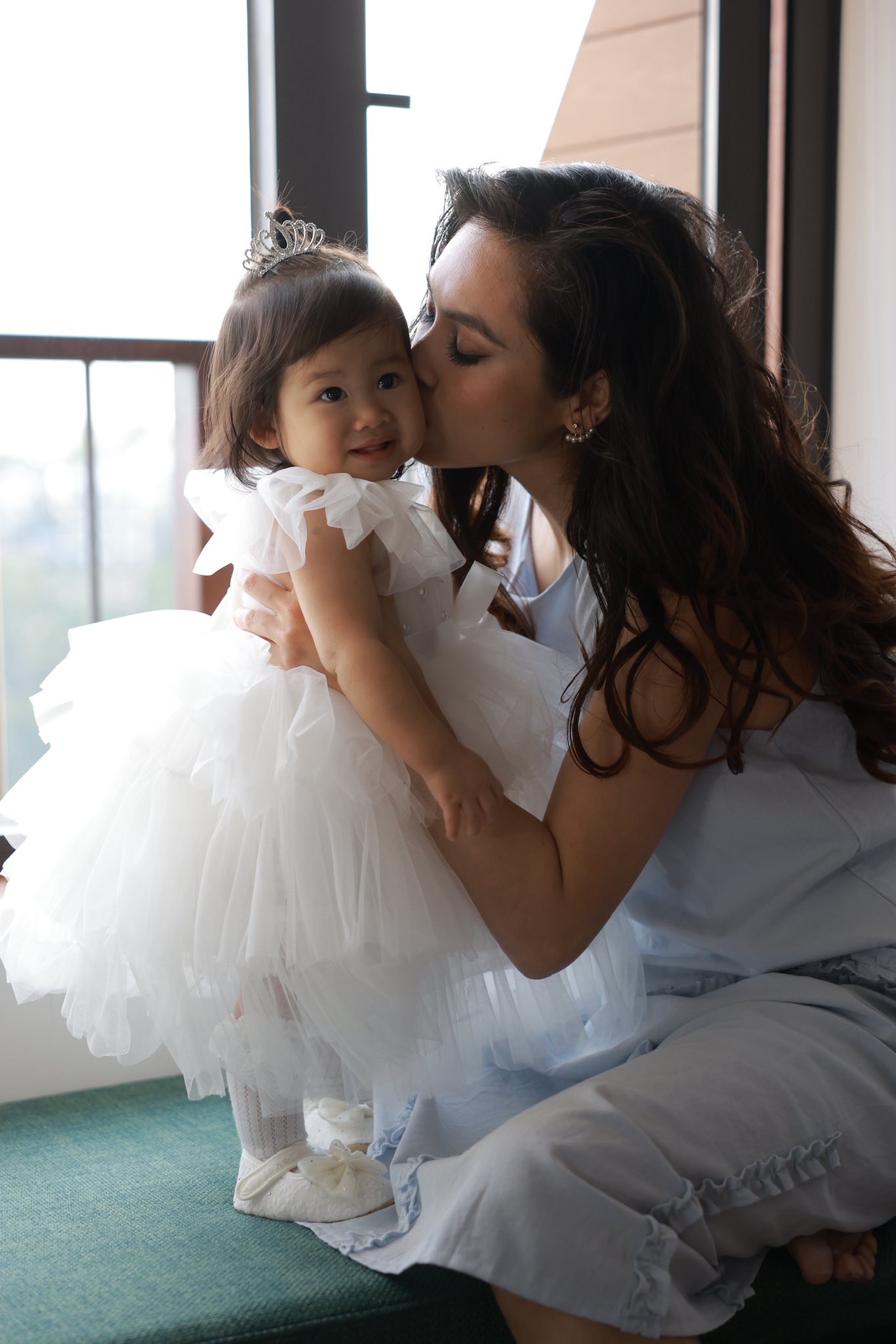 Con gái Á hậu Hoàng My gây chú ý trong ngày sinh nhật mẹ- Ảnh 3.