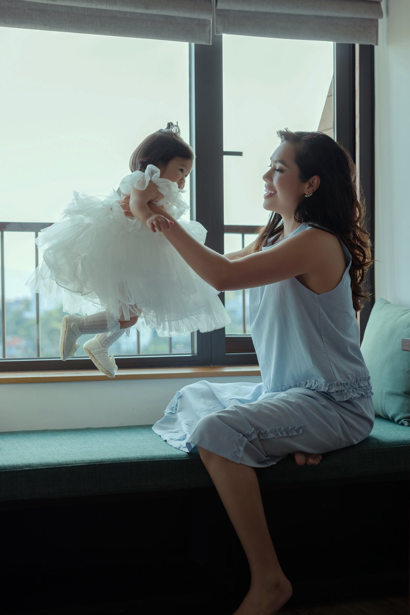 Con gái Á hậu Hoàng My gây chú ý trong ngày sinh nhật mẹ- Ảnh 4.