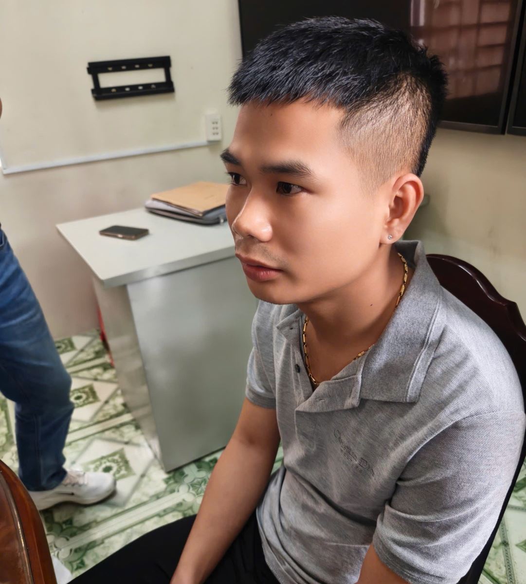 Hàng nghìn người cầm cố tài khoản iCloud điện thoại Iphone vay nặng lãi với giá 'cắt cổ'- Ảnh 1.