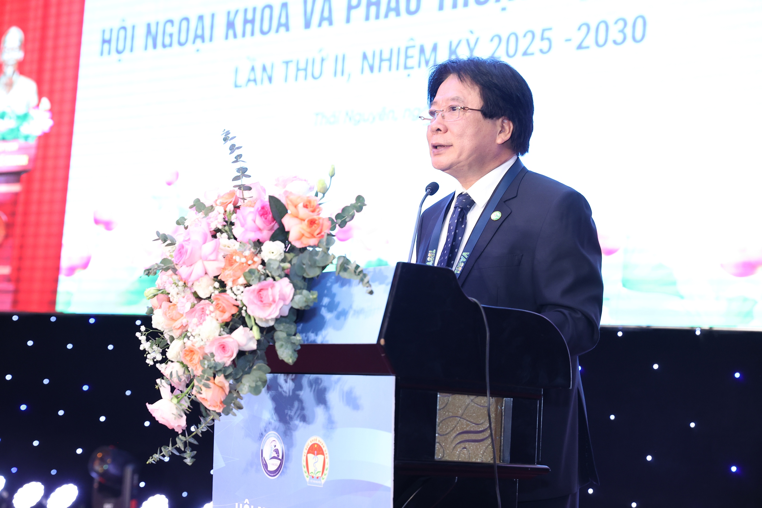 Đẩy mạnh phẫu thuật thông minh, công nghệ phục hồi nhanh để giảm thời gian nằm viện của người bệnh- Ảnh 4.