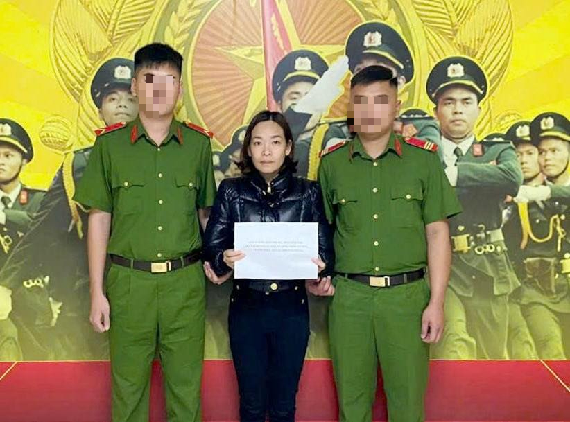 'Nữ quái' lừa thuê 6 ô tô mang đi cầm cố- Ảnh 1.