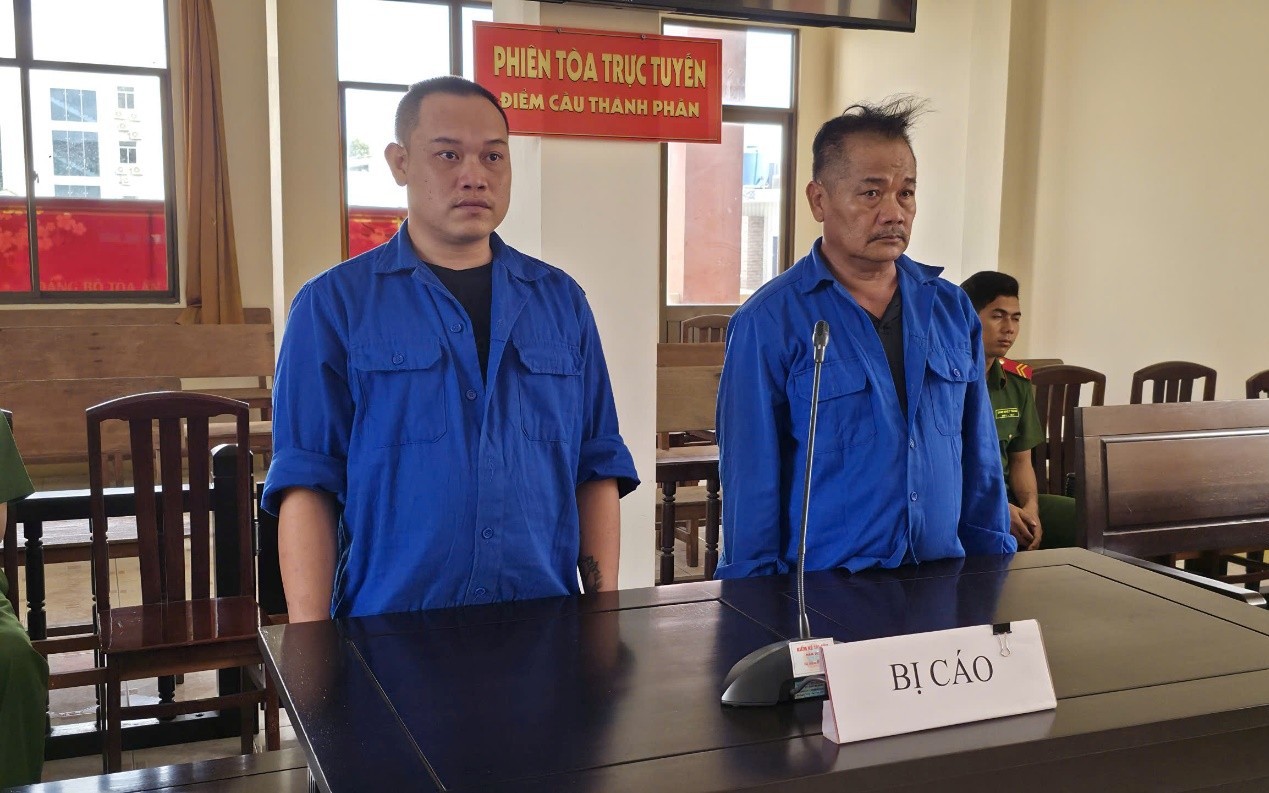 Truy tìm tung tích nạn nhân nổi trên sông, trên tay xăm chữ 'I love you'- Ảnh 2.