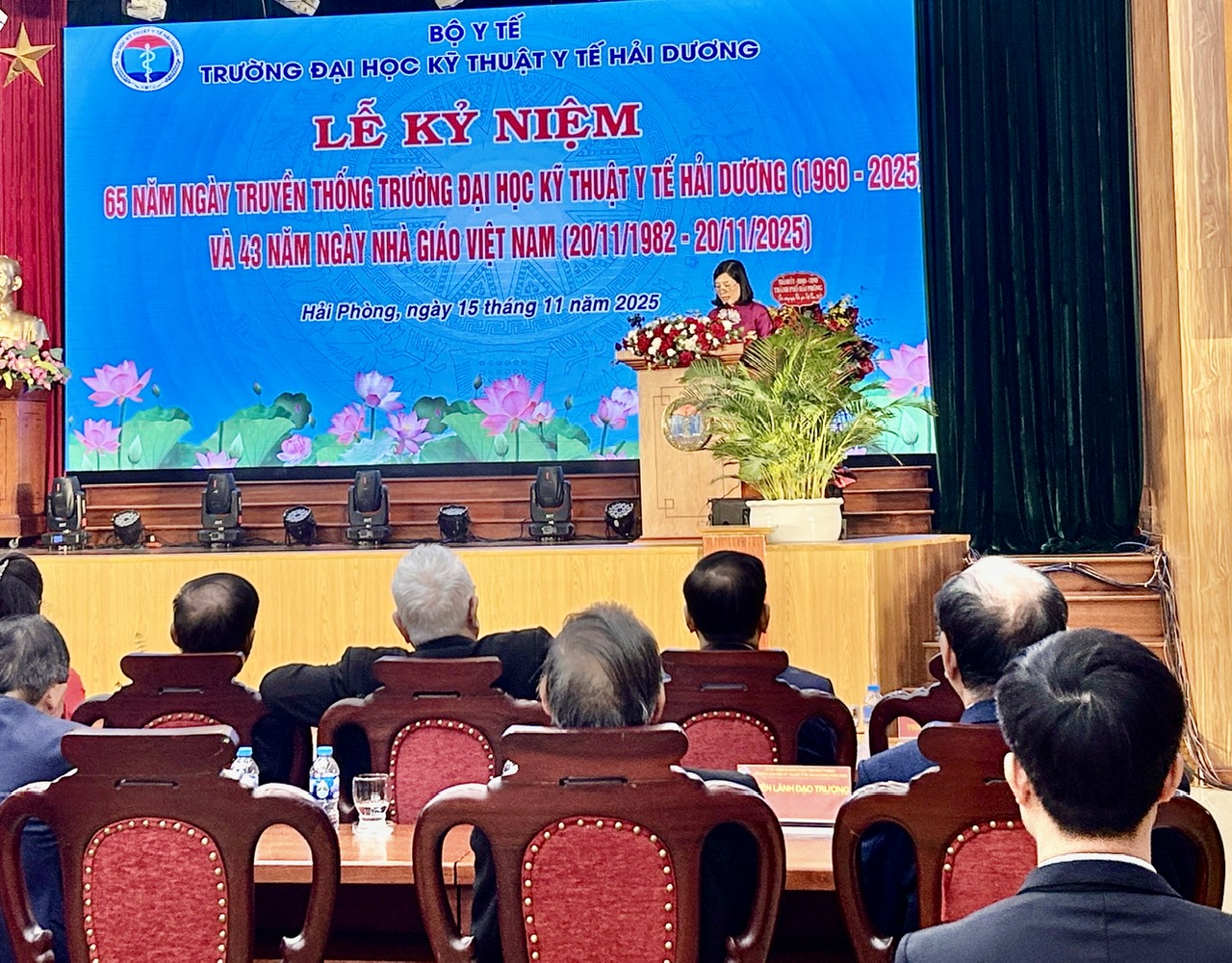 Bứt phá mạnh mẽ trong đổi mới đào tạo nhân lực kỹ thuật y học- Ảnh 3. Bứt phá mạnh mẽ trong đổi mới đào tạo nhân lực kỹ thuật y học- Ảnh 3.