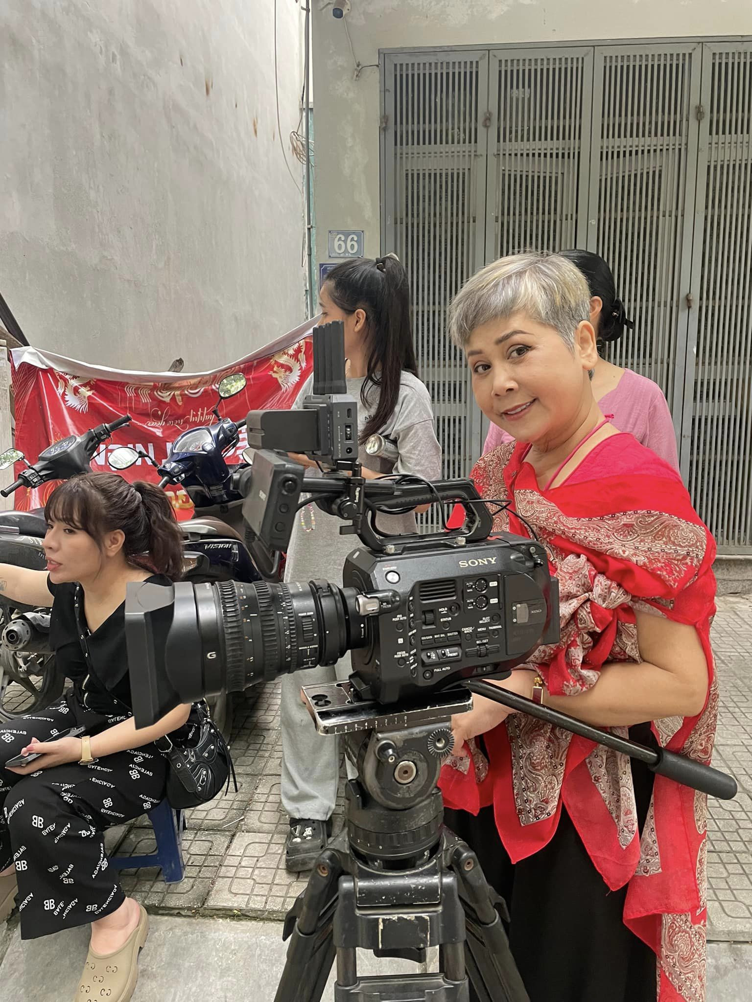 'Táo bà' Minh Hằng tài sắc một thời vạn người mê, khi về hưu sống một mình ở trang trại 20.000m2- Ảnh 9. 'Táo bà' Minh Hằng tài sắc một thời vạn người mê, khi về hưu sống một mình ở trang trại 20.000m2- Ảnh 9.