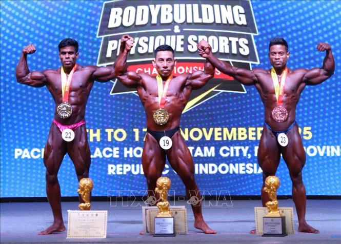 Lực sĩ Phạm Văn Mách vô địch thể hình thế giới ở tuổi 49- Ảnh 1.