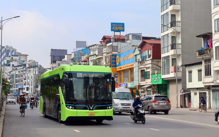 Đến 2030 tất cả phương tiện ở Hà Nội, TPHCM phải kiểm soát khí thải theo lộ trình- Ảnh 2.