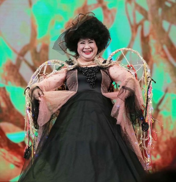 'Táo bà' Minh Vượng nổi danh một thời, khi về hưu sống độc thân trong căn nhà nhỏ khu tập thể- Ảnh 2. 'Táo bà' Minh Vượng nổi danh một thời, khi về hưu sống độc thân trong căn nhà nhỏ khu tập thể- Ảnh 2.