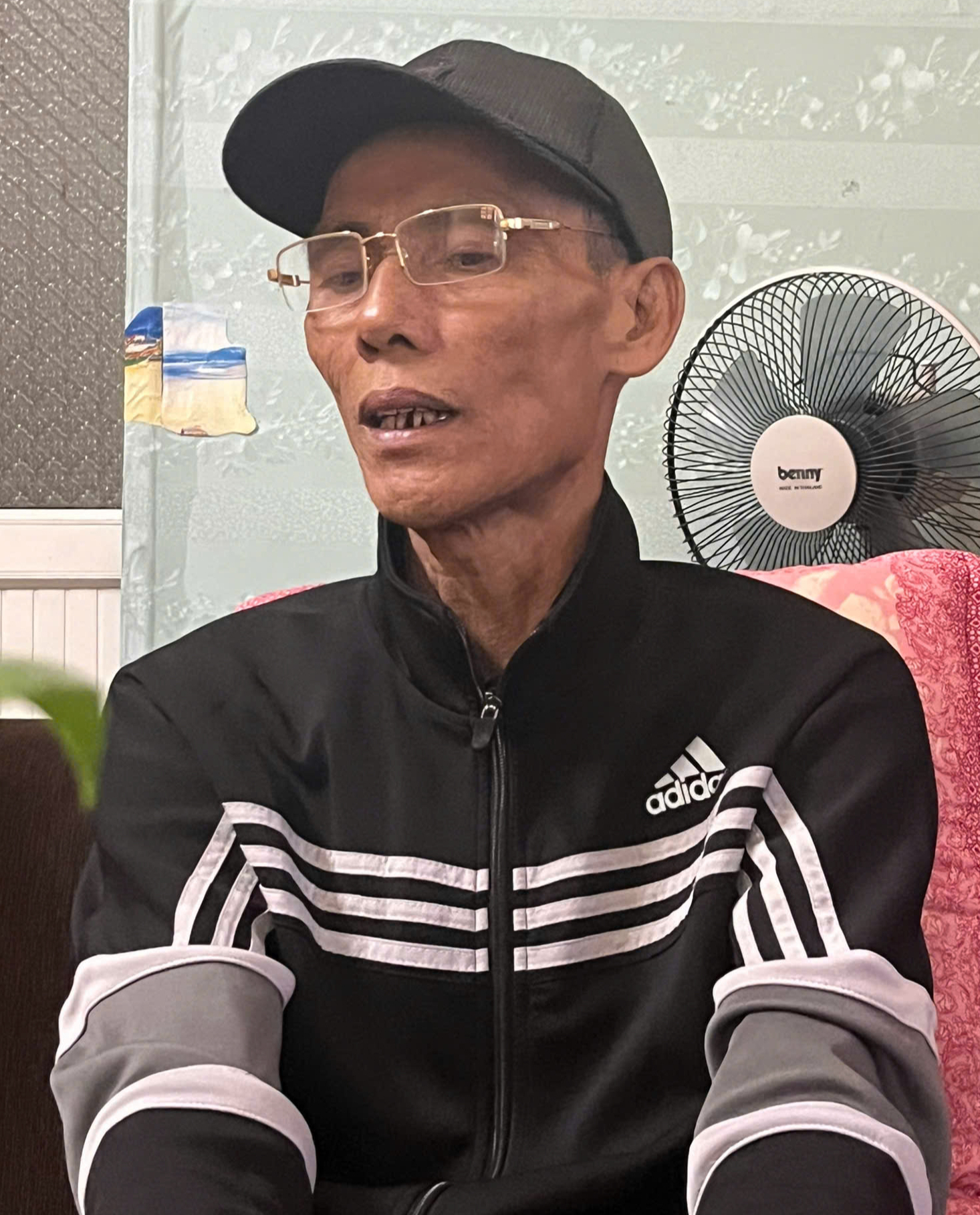 Hành trình 'bước ra từ bóng tối': Sống trọn vẹn mỗi ngày cũng là giúp mình, giúp đời!- Ảnh 1.