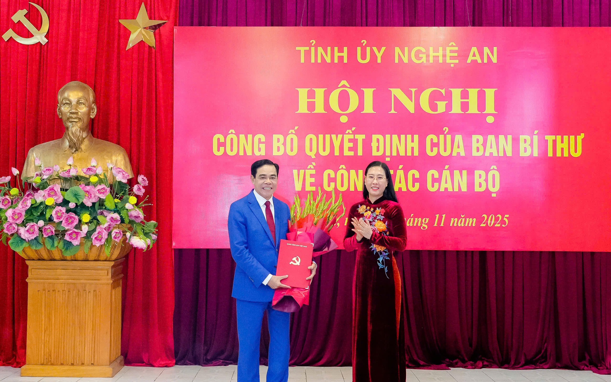 Chủ tịch TP Huế giữ chức Phó Bí thư Tỉnh ủy Hà Tĩnh- Ảnh 2. Chủ tịch tỉnh Hà Tĩnh Võ Trọng Hải giữ chức Phó Bí thư Tỉnh ủy Nghệ An