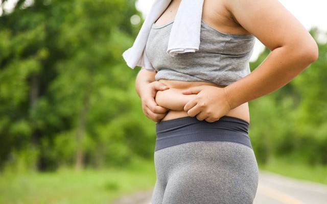 Cần đi bộ bao nhiêu phút mỗi ngày để bụng phẳng, eo thon?