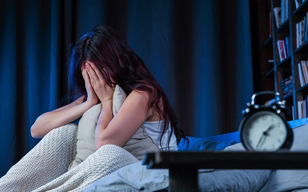 Vì sao người trung niên dễ mất ngủ và cách khắc phục hiệu quả