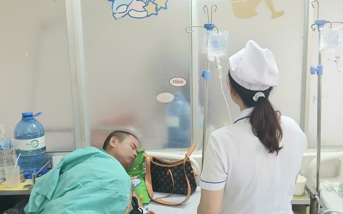 Sạt lở ở Khánh Hòa làm 7 người chết, 1 người mất tích- Ảnh 3. Nạn nhân vụ sạt lở kinh hoàng ở Khánh Hòa: Tỉnh dậy sau tiếng