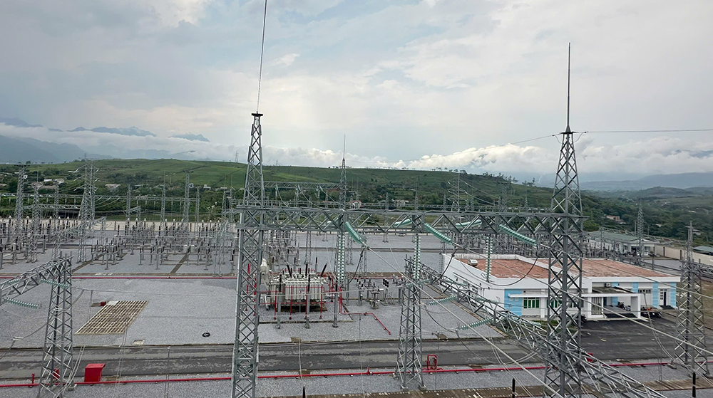 Đóng điện Dự án đường dây 220kV Huội Quảng – Nghĩa Lộ và Dự án Trạm biến áp 220kV Nghĩa Lộ chào mừng thành công Đại hội Đảng bộ EVNNPT lần thứ IV- Ảnh 2. https://www.npt.com.vn/userfile/User/1npt/buixuantien/images/2025/4/Anh2HuoiQuang2842025-20250428214221011.jpg