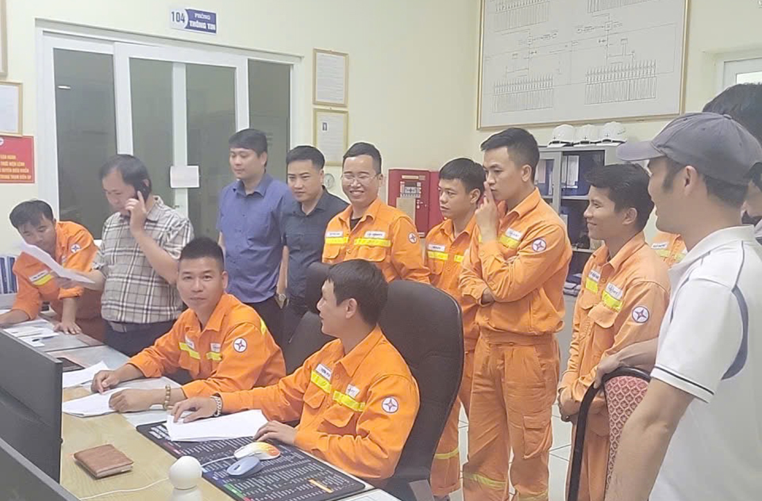 Trạm biến áp 220kV Mường Tè được nâng công suất lên 750MVA: Đảm bảo cung cấp điện ổn định cho khu vực Tây Bắc- Ảnh 1. https://www.npt.com.vn/userfile/images/2025/10/Anh1DongdienMuongTe30102025-20251030085720446.jpg