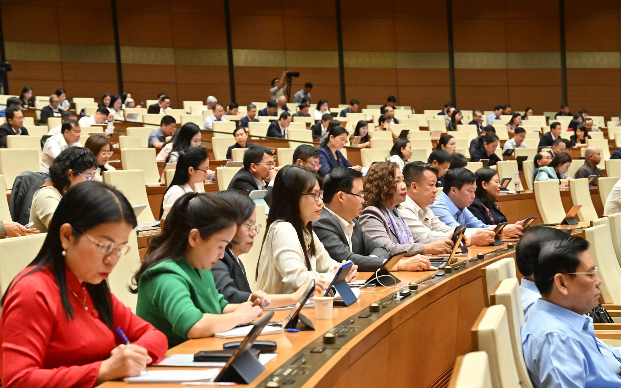 Quốc hội ưu tiên thảo luận 3 dự án Luật liên quan đến ngành Giáo dục đúng ngày 20/11- Ảnh 2. Quốc hội xem xét loạt cơ chế đặc thù để đột phá phát triển giáo dục và đào tạo