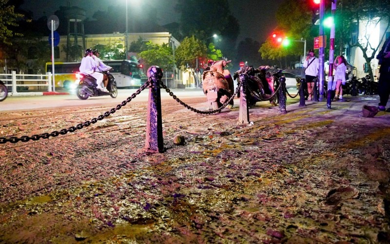 Video tài xế xe tải vượt ẩu suýt gây tai nạn trên Quốc lộ 3- Ảnh 2. Video tài xế xe tải vượt ẩu suýt gây tai nạn trên Quốc lộ 3- Ảnh 2.