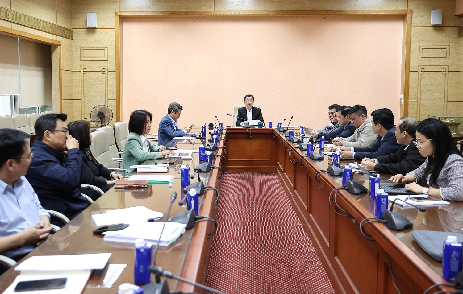 Thúc đẩy tiến độ thực hiện chuyển đổi số liên thông, đồng bộ và Đề án 06 của Bộ Y tế- Ảnh 1.