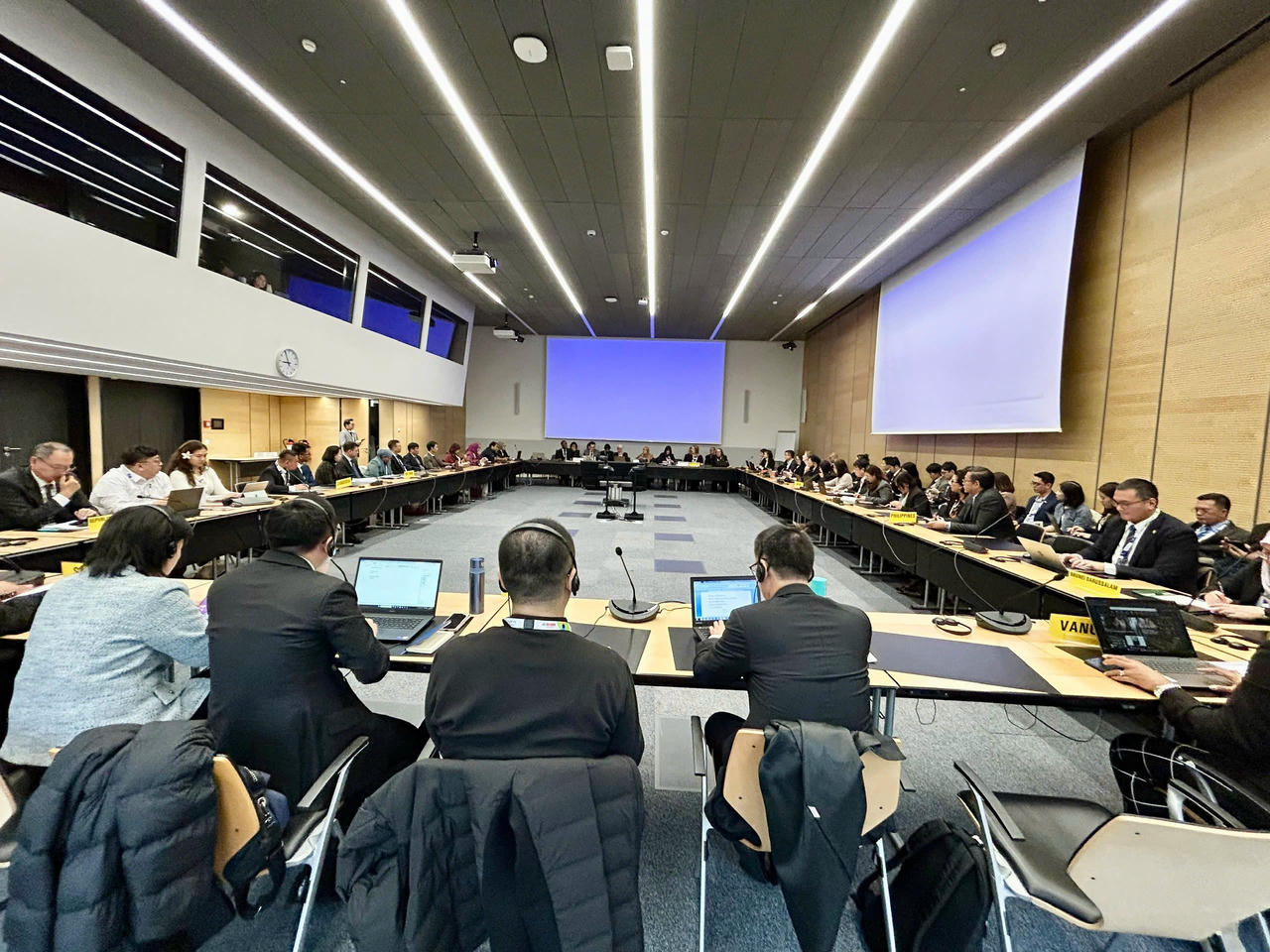 Đại diện Việt Nam cùng lãnh đạo hơn 160 quốc gia dự cuộc họp cấp cao ứng phó 'đại dịch thuốc lá toàn cầu'- Ảnh 2.