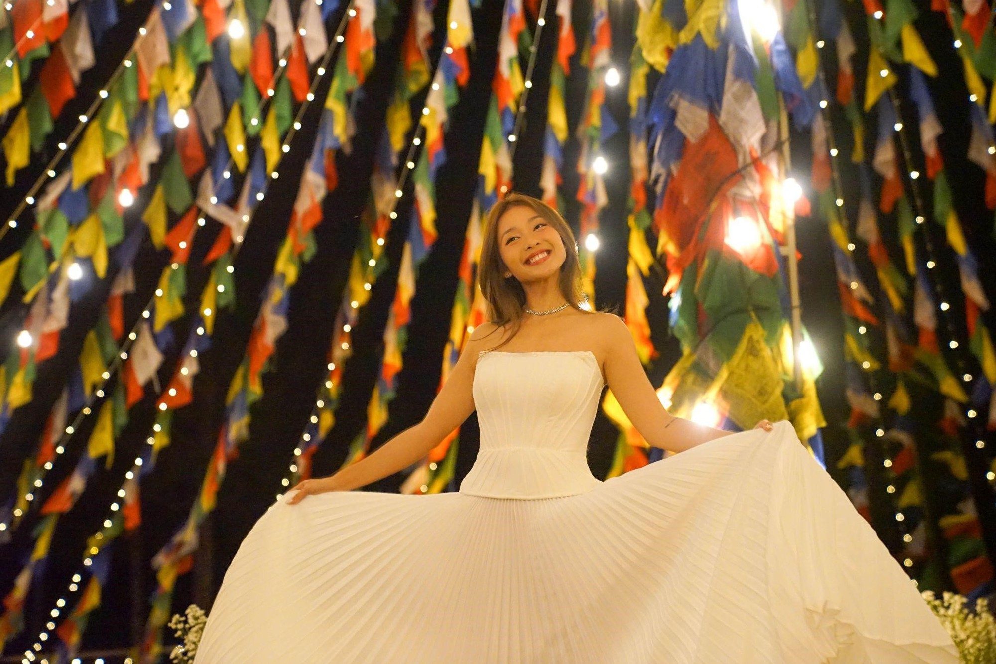 Khả Ngân và chuyện tình xuyên biên giới với nam tài tử Ấn Độ trong 'Vạn dặm yêu em'- Ảnh 4.