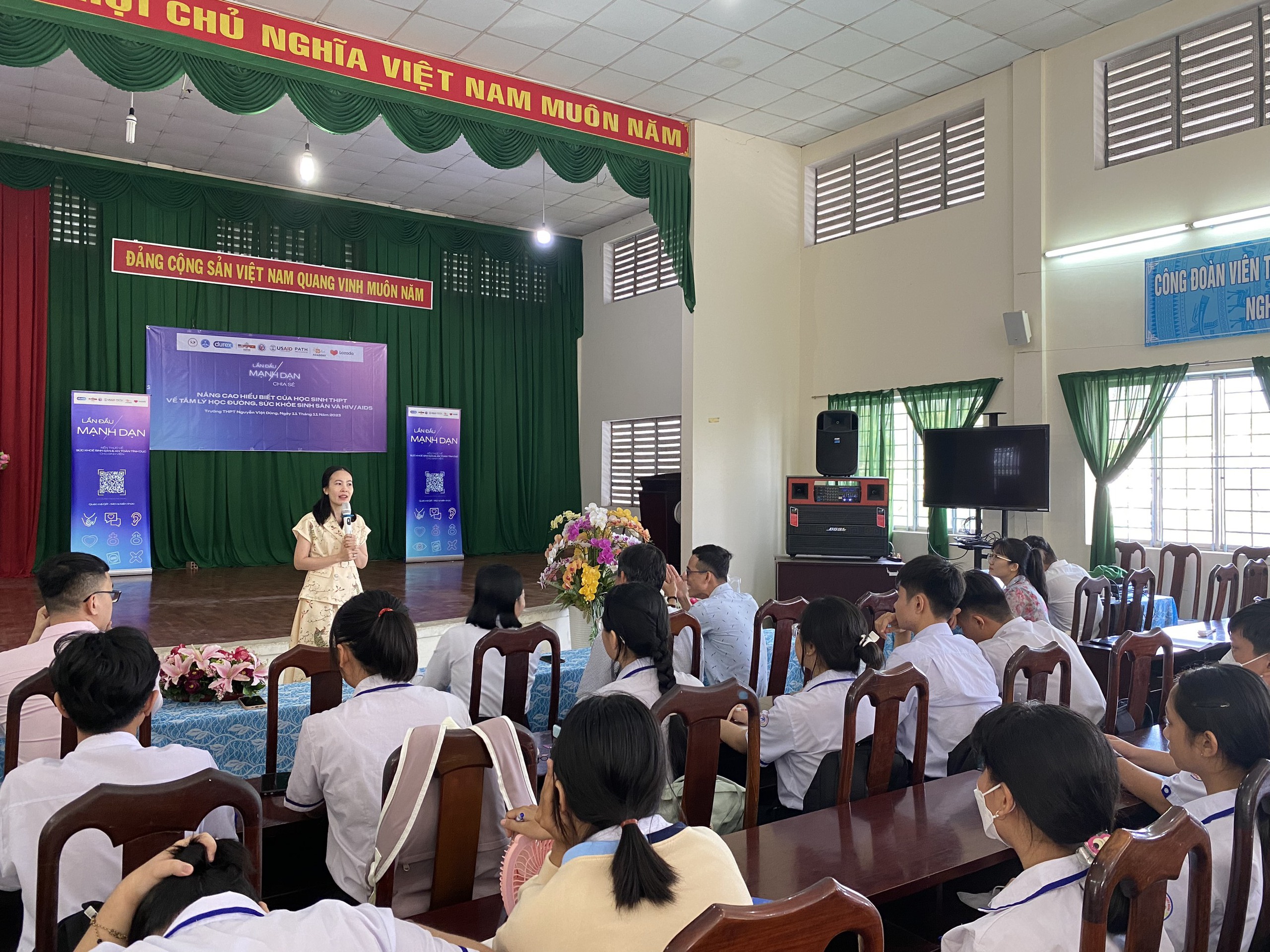 Tăng cường truyền thông phòng chống HIV/AIDS cho học sinh- Ảnh 2.