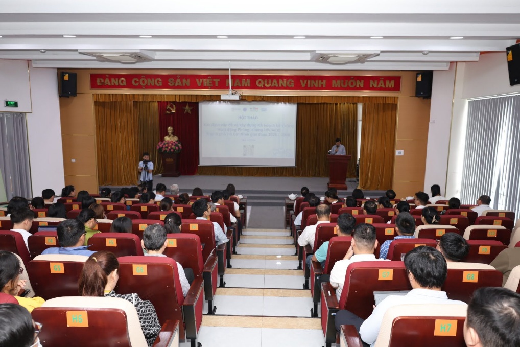 Khoa Phòng, chống HIV/AIDS và các bệnh truyền nhiễm mạn tính: Điểm sáng tiên phong trong hành trình chấm dứt đại dịch AIDS tại TP. Hồ Chí Minh- Ảnh 1.