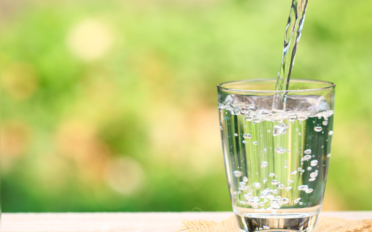 Cải thiện nhanh tình trạng đầy hơi, chướng bụng trong những ngày Tết- Ảnh 3. 6 cách tự nhiên giảm đầy hơi và chướng bụng