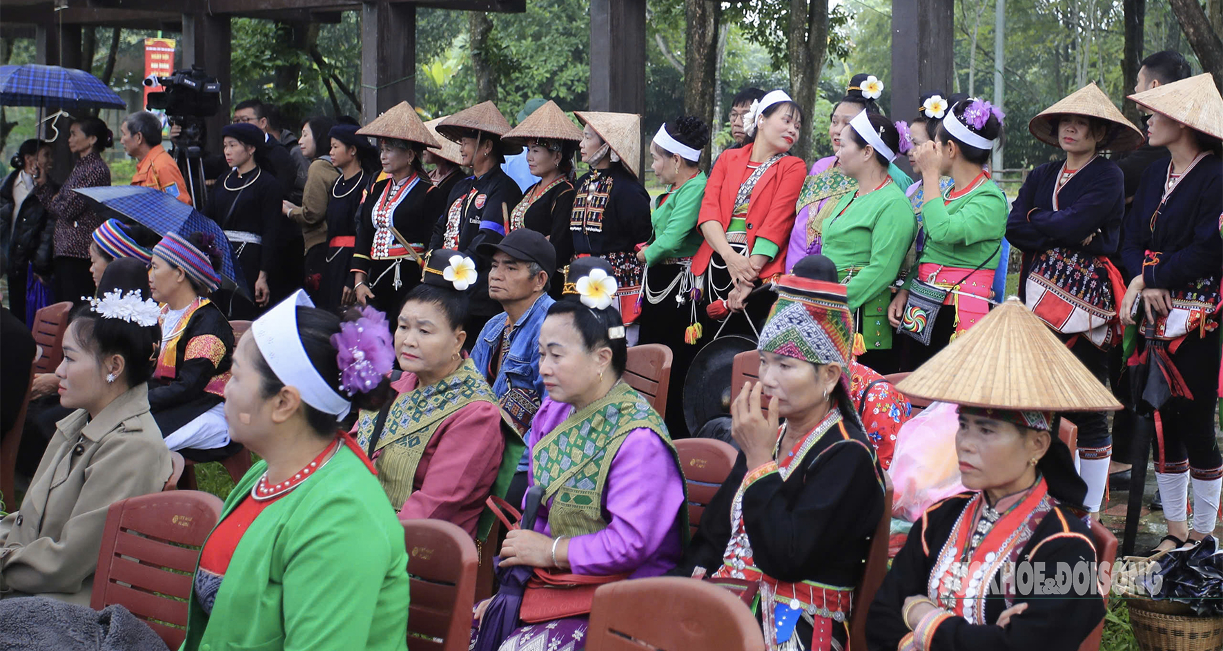 Sắc màu đoàn kết rực sáng tại Làng Văn hóa - Du lịch các dân tộc Việt Nam- Ảnh 12.