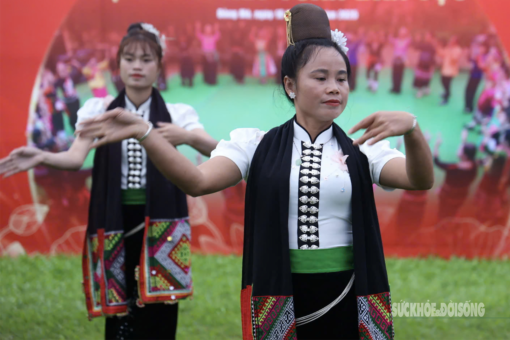 Sắc màu đoàn kết rực sáng tại Làng Văn hóa - Du lịch các dân tộc Việt Nam- Ảnh 7.