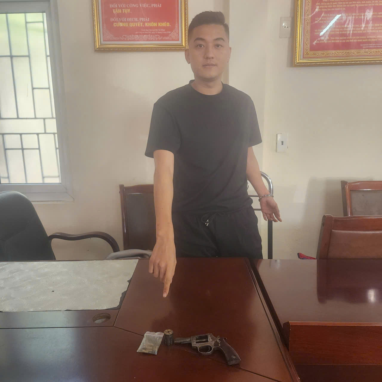 Triệt phá đường dây mua bán trái phép ma túy liên tỉnh- Ảnh 1.