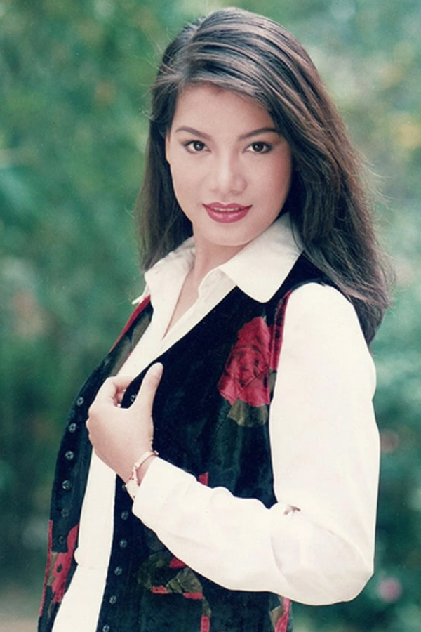 Trương Ngọc Ánh: Hoa khôi nức tiếng Hà thành một thời, từng là ca sĩ nhóm nhạc đình đám- Ảnh 8.