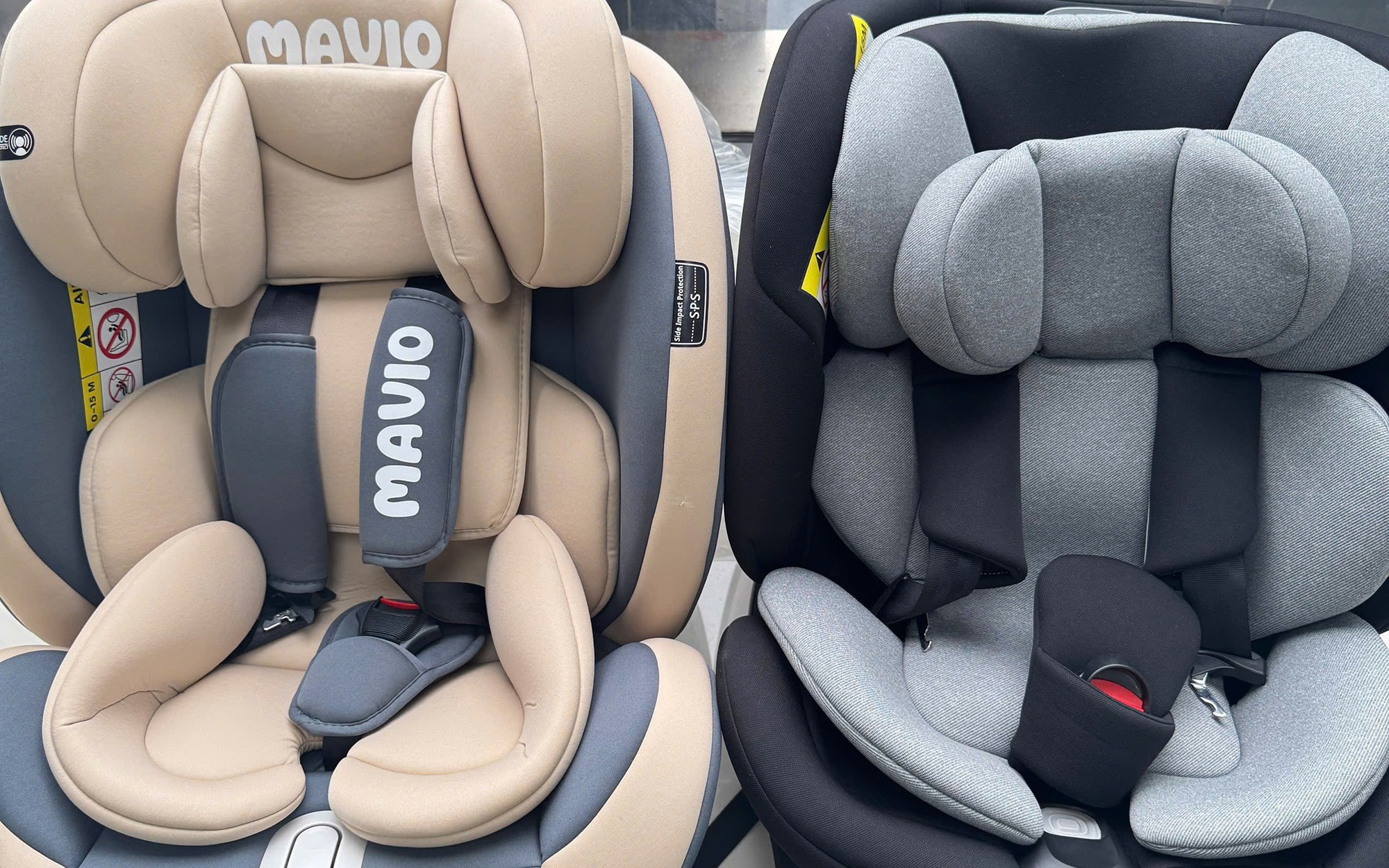 Phụ huynh đổ xô tìm mua ghế an toàn cho trẻ em trên ô tô trước quy định mới