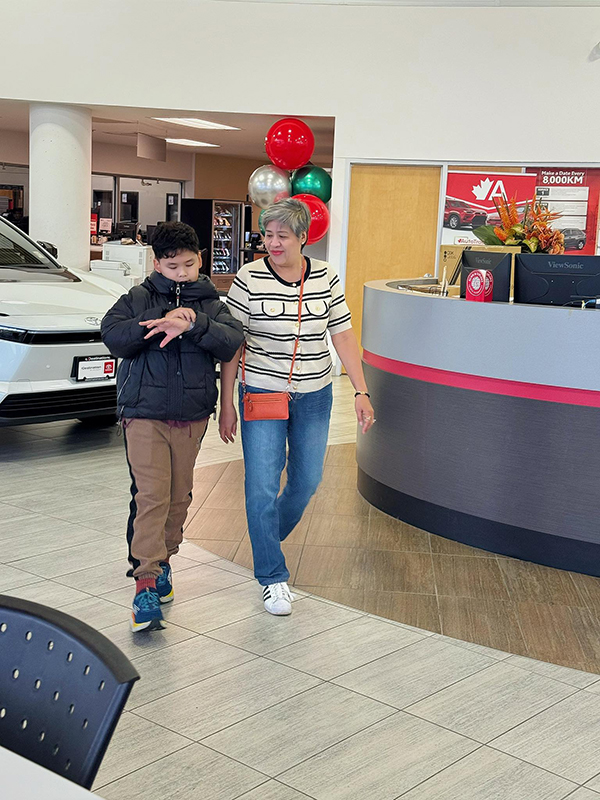 Cháu ngoại chưa chào đời, bố mẹ Hoa hậu Diễm Hương đã mua xế hộp tặng- Ảnh 7.